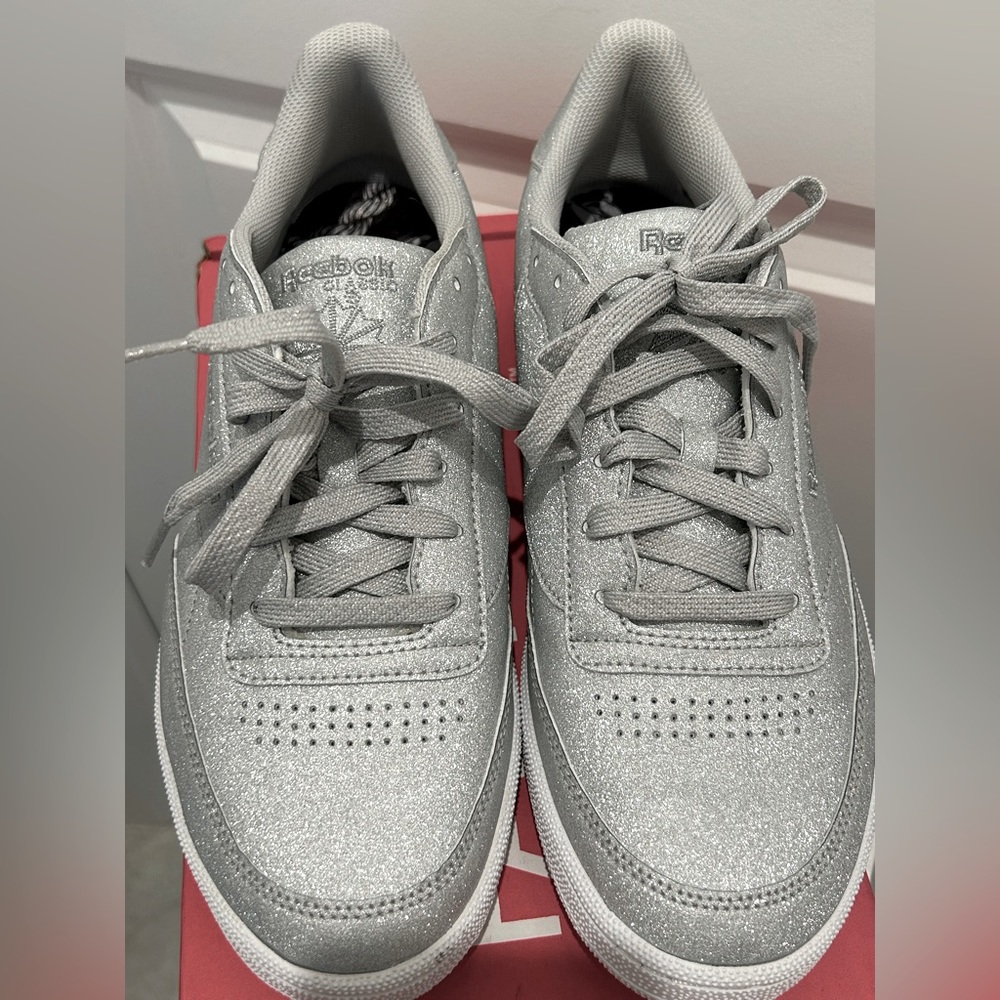 Women’s Silver Glitter Reebok Sz 10